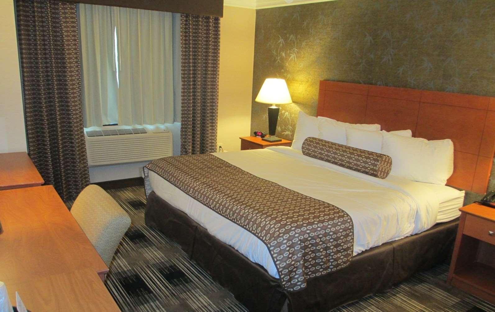 Best Western Inn At The Rochester Airport Esterno foto